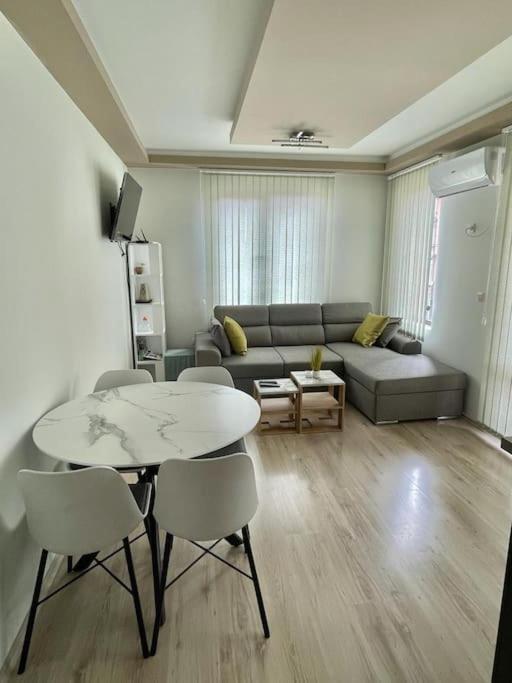 Breeze Apartment Burgas Ngoại thất bức ảnh
